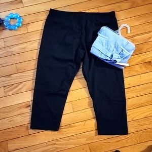 Capri Legging XL. Gray and Black